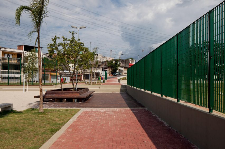 Public space in Cantinho do Céu
