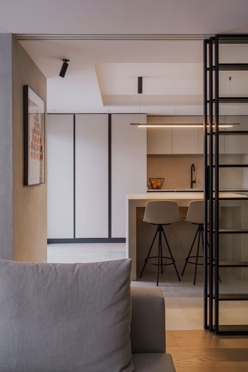 Casa Inversa apartment in Valencia by Destudio