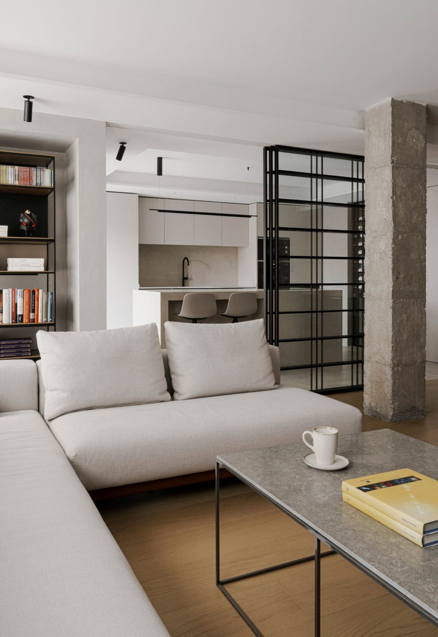 Casa Inversa apartment in Valencia by Destudio