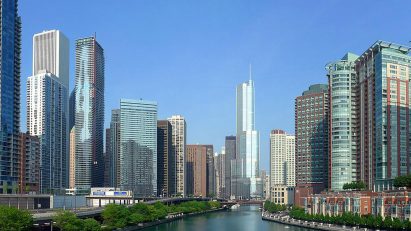 Downtown Chicago by Flickr/mindfrieze