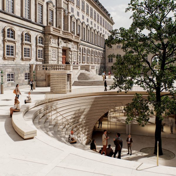 Amphitheatre-like seating around a tree