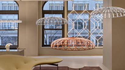 Floating lamps