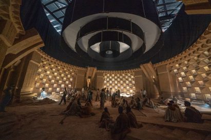 Actors on Dune set