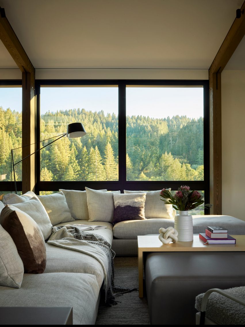 Sonoma County house by Studio VARA