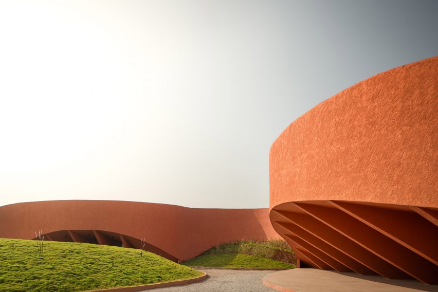 Hampi Arts Lab by Sameep Padora Associates in India