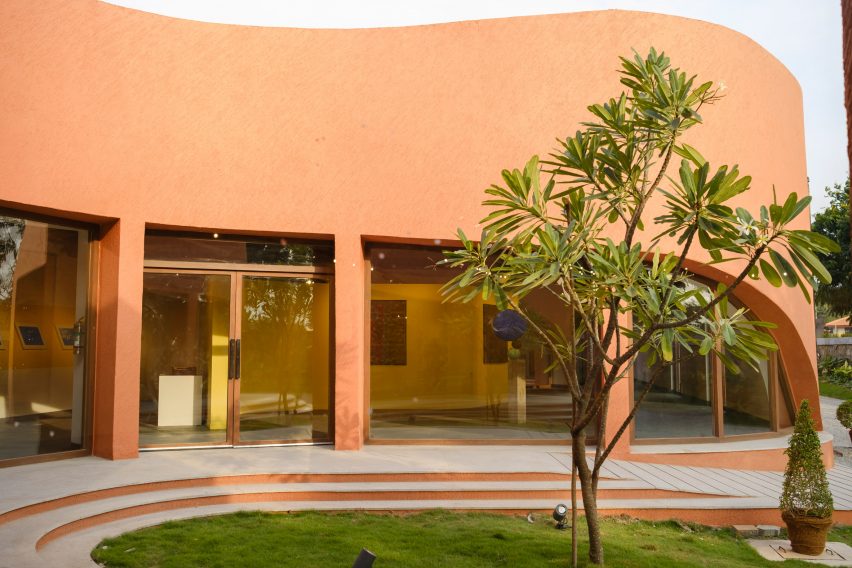 Hampi Arts Lab by Sameep Padora Associates in India