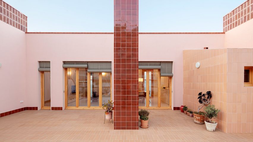 Churruca apartment block by Be Studio