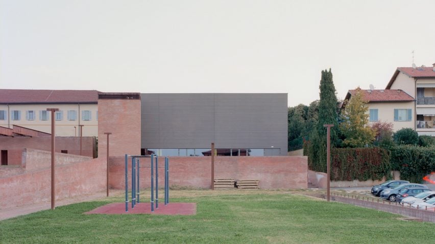 Gymnasium for a school in Merate by MD41