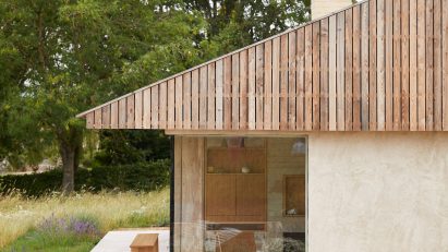 The Maker's Barn by Hutch Design outside London