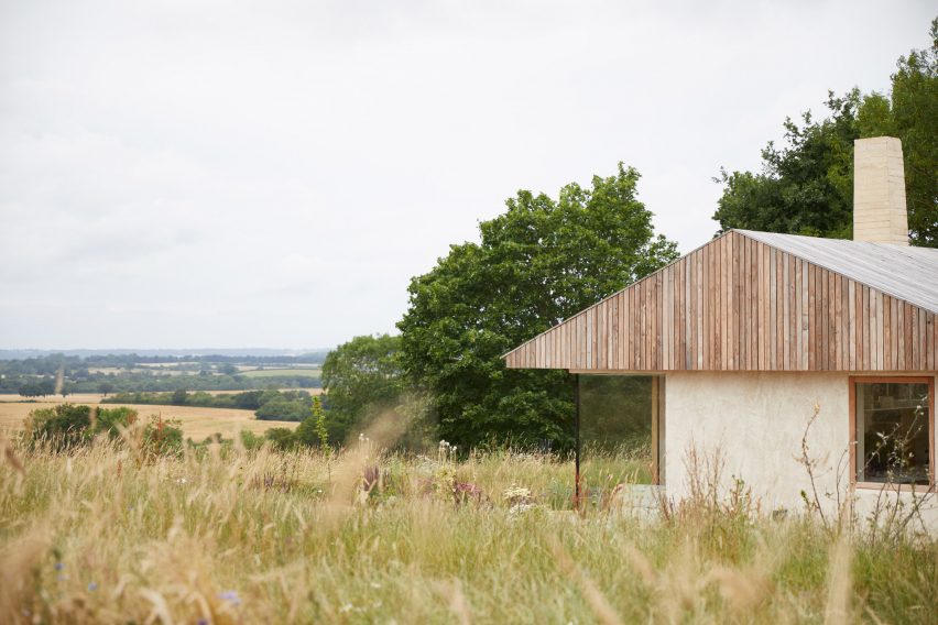 The Maker's Barn by Hutch Design outside London