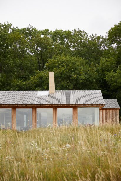 The Maker's Barn by Hutch Design outside London