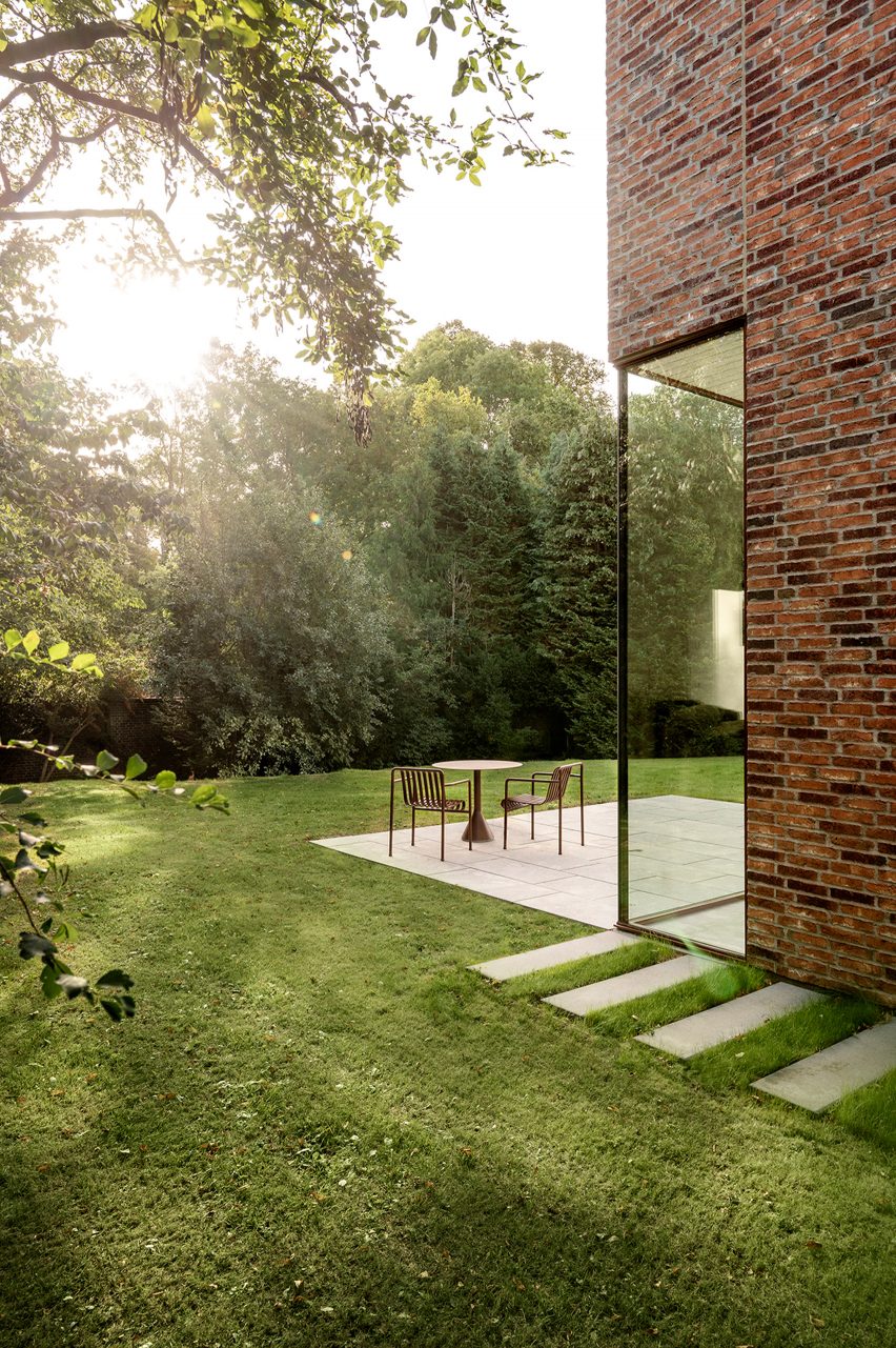 Kildeskovsvej house by Valbæk Brørup Architects