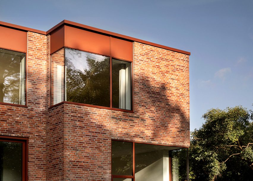 Kildeskovsvej house by Valbæk Brørup Architects