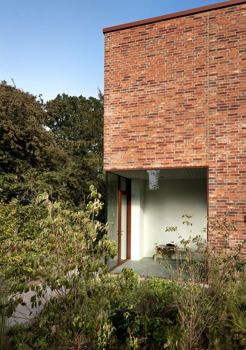 Kildeskovsvej house by Valbæk Brørup Architects