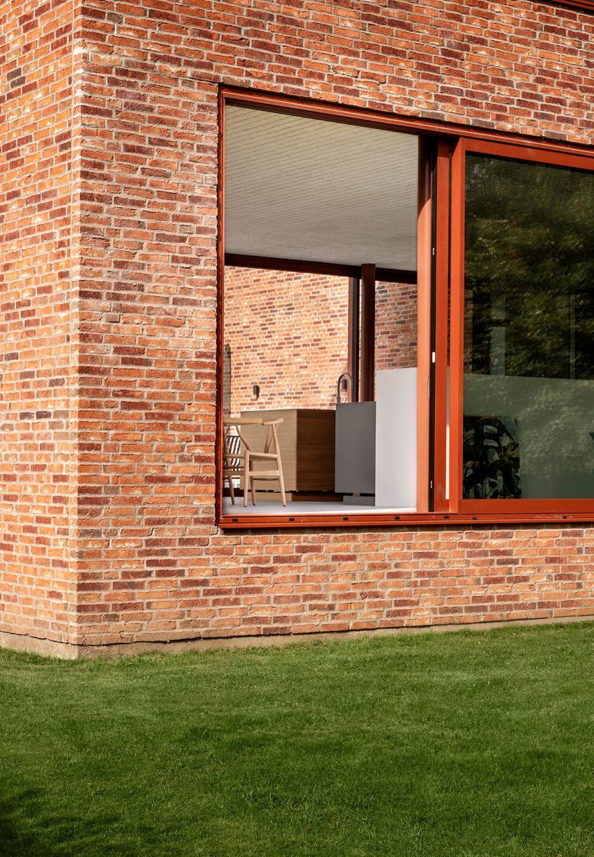 Kildeskovsvej house by Valbæk Brørup Architects