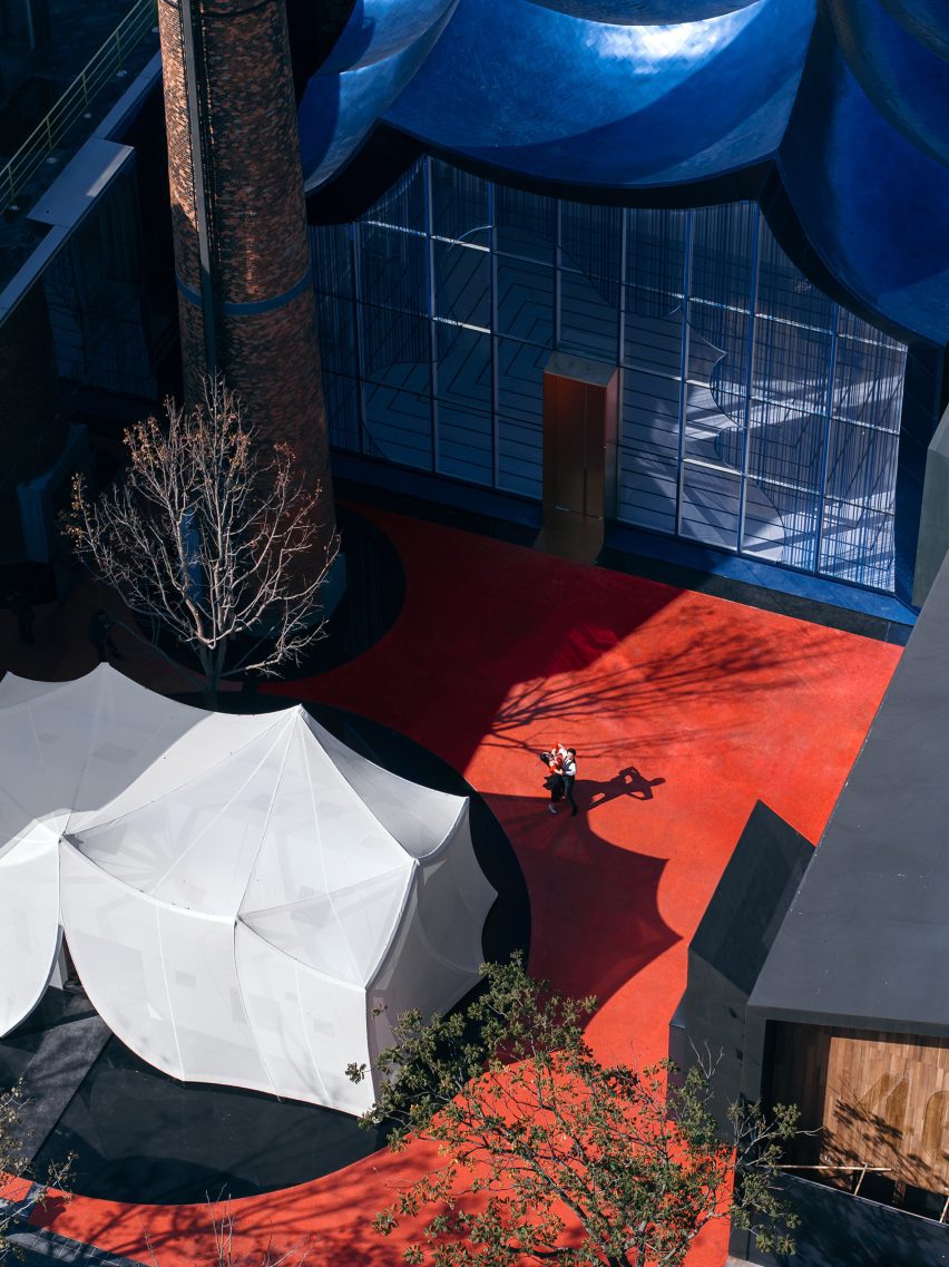 Klein Blue Hills and White Cliff by Wutopia Lab