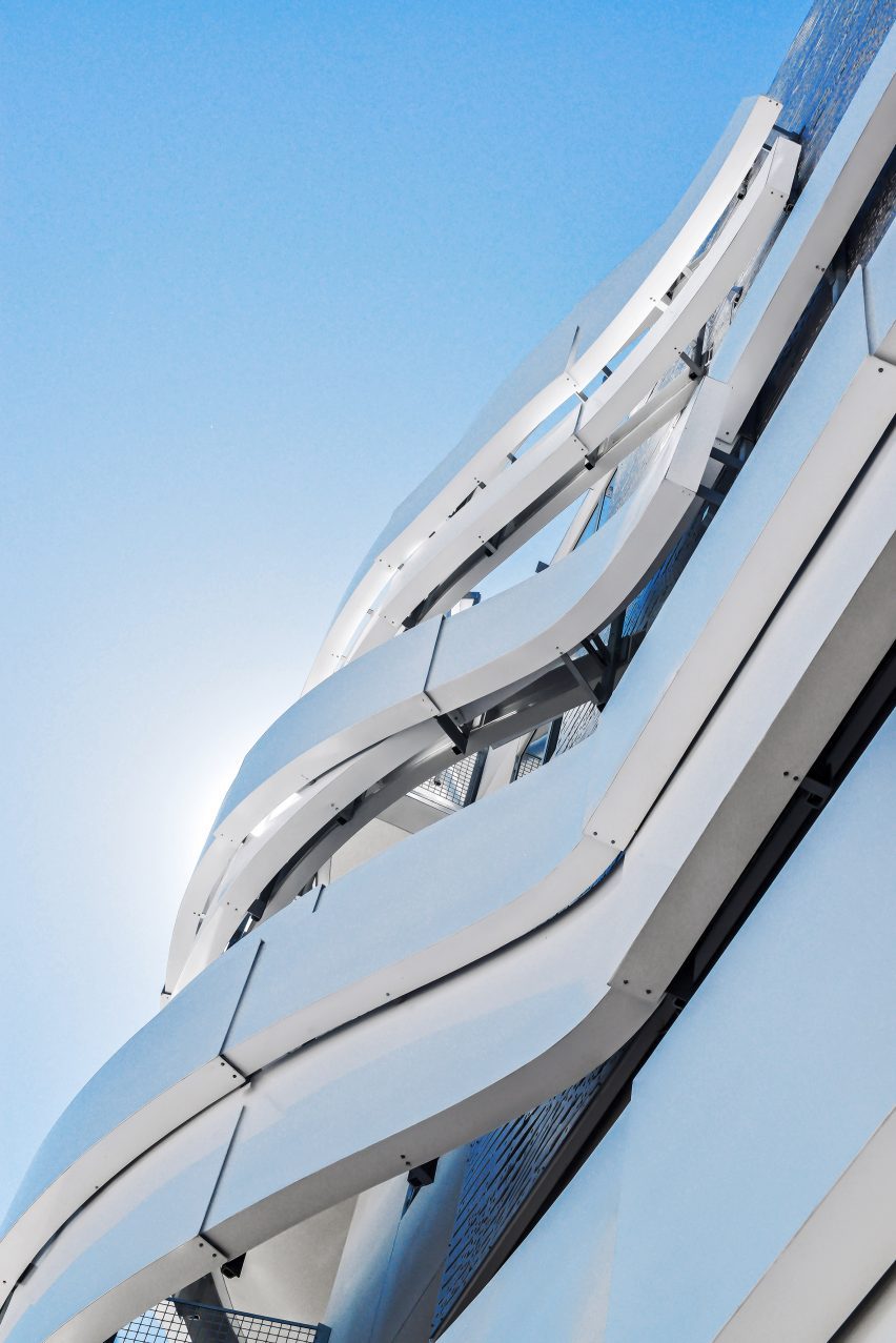 Metal siding Bran Arifin