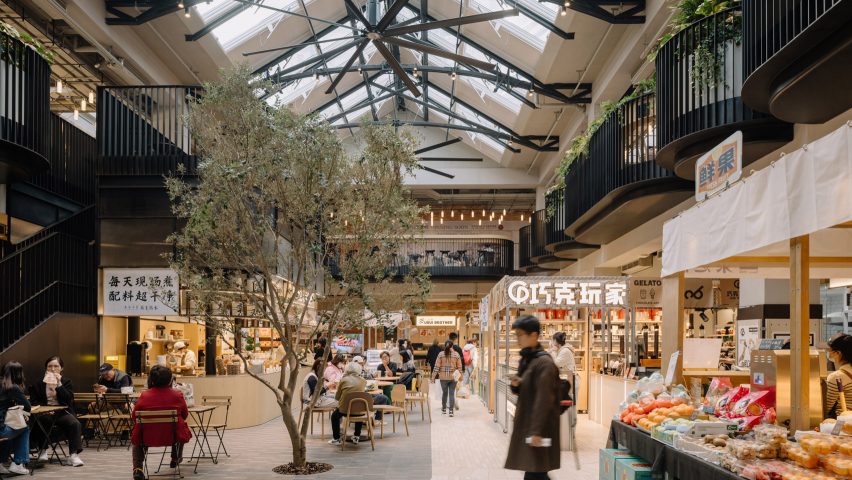 Linehouse market in Shanghai