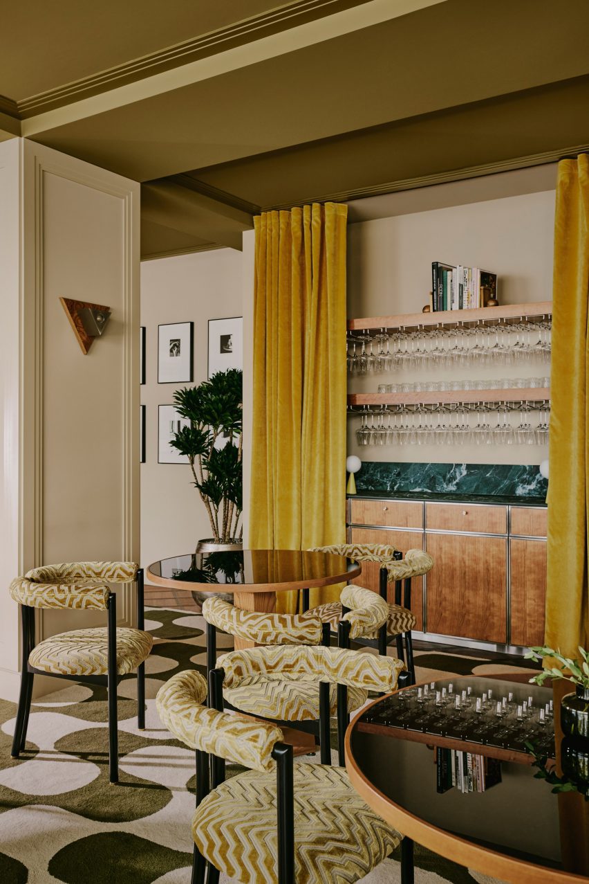 Dining space with lights by Sella Concept