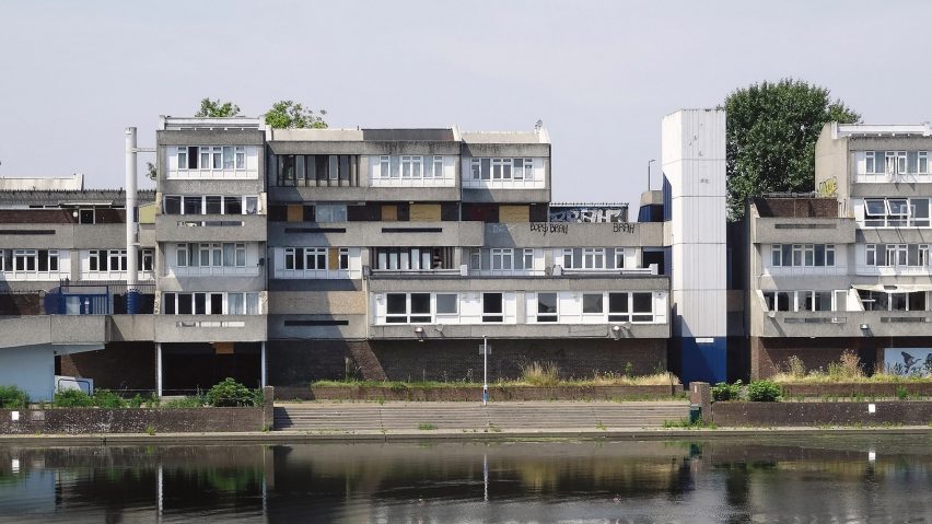 London estate photographed by Thaddeus Zupanćić
