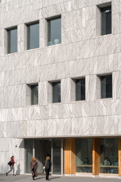 Stone facade of the Marga Klompé Building for Tilburg University by Powerhouse Company