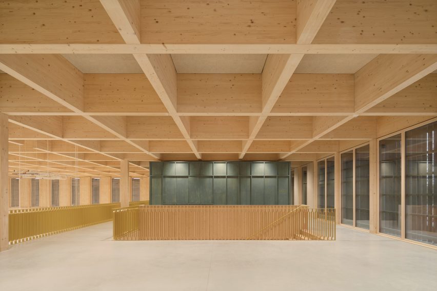 Markolfhalle Markelfingen multipurpose hall by Steimle Architekten