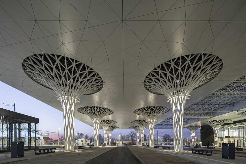 Metropolitan Station in Lublin by Tremend