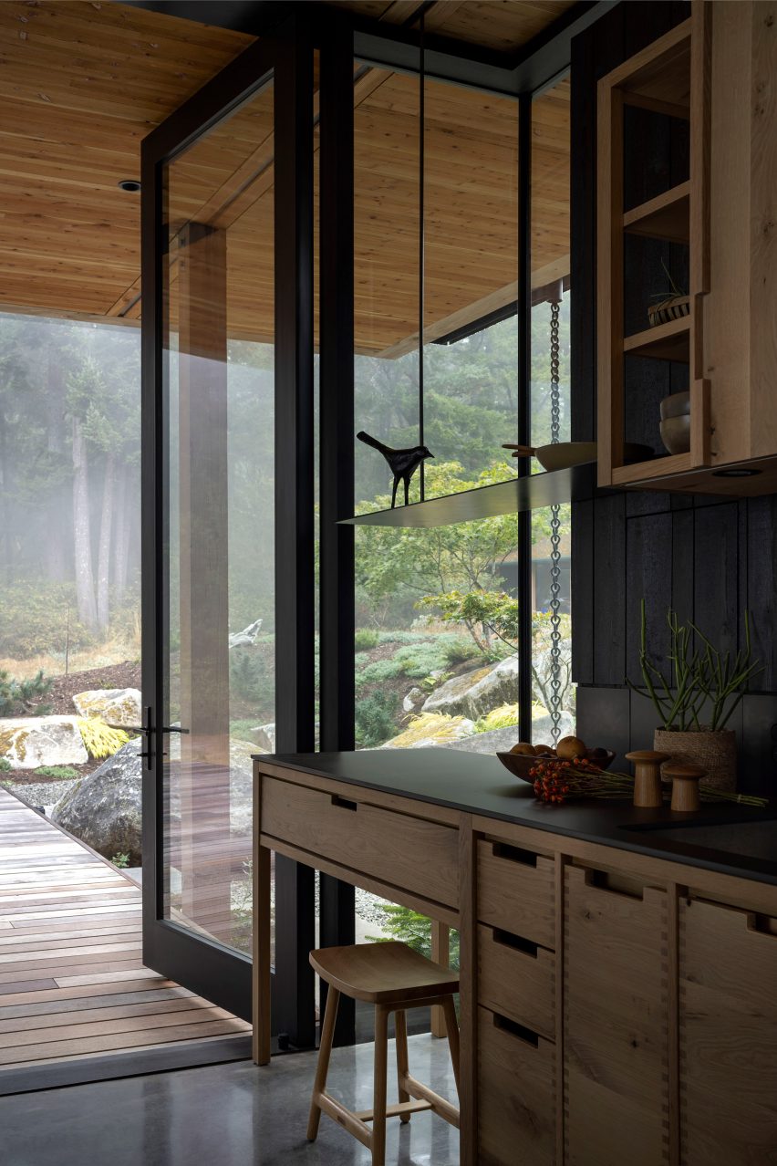 Longbranch by MW Works