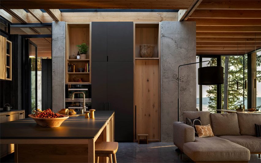 Longbranch by MW Works
