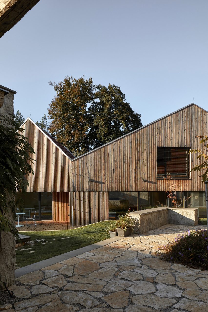 New House with Old Mill by RDTH Architekti