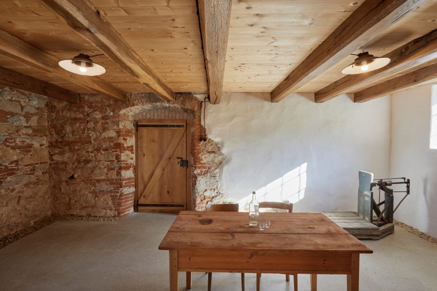 New House with Old Mill by RDTH Architekti