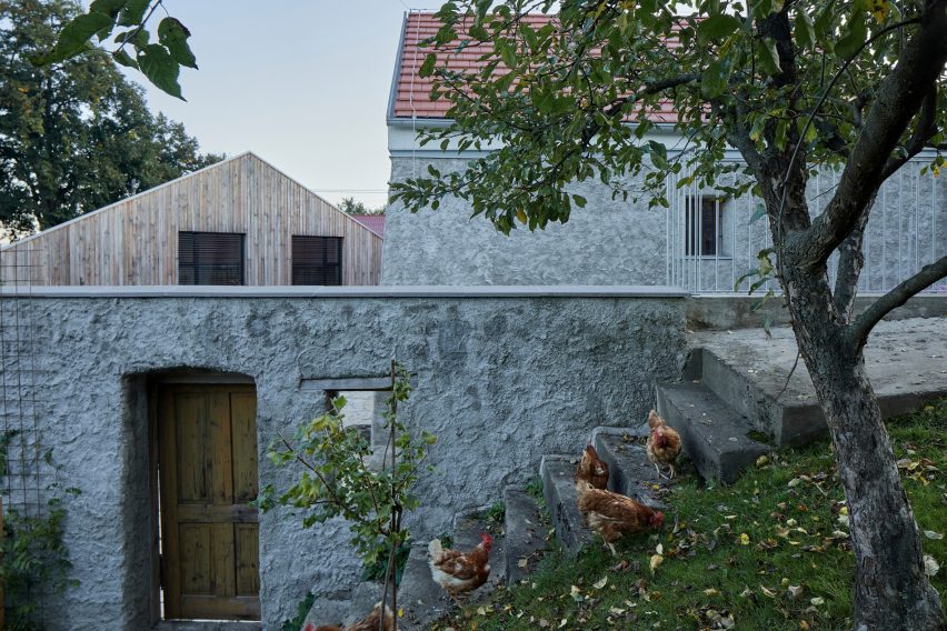 New House with Old Mill by RDTH Architekti