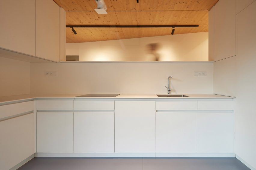New House with Old Mill by RDTH Architekti