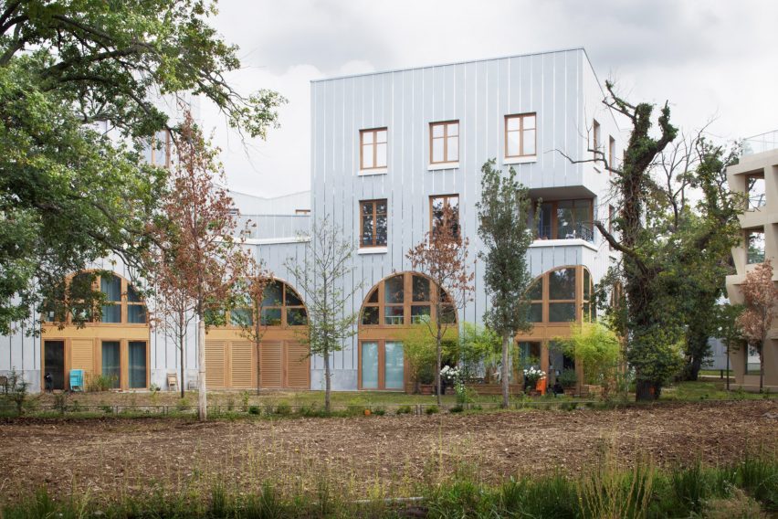 Parc Princesse social housing by SOA Architectes