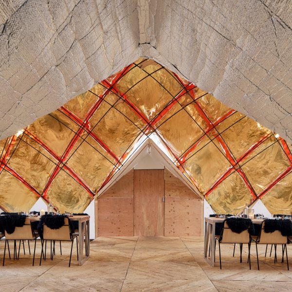 Sub-zero restaurant