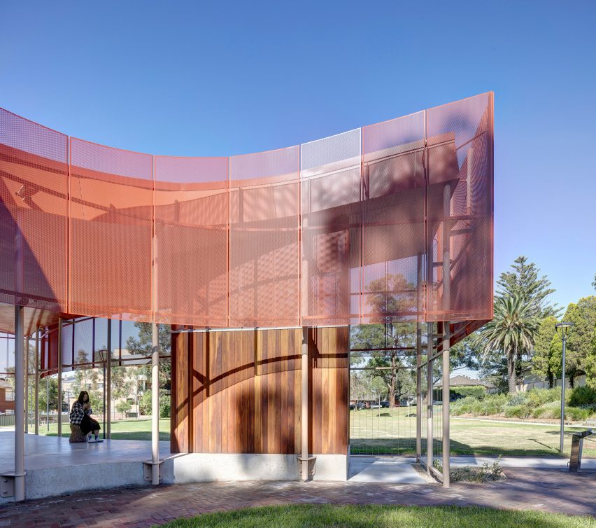 Hurlstone Park Community Centre by Sam Crawford Architects