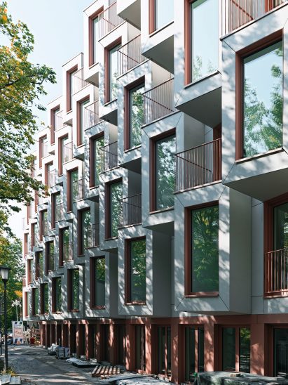 Pixelated facade clad with Rieder concrete panels