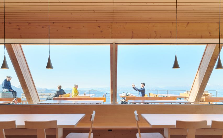 The Shelter Santnerpass by Senoner Tammerle Architekten