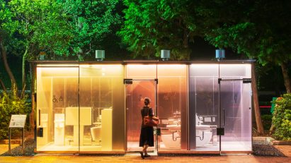 Shigeru Ban toilet
