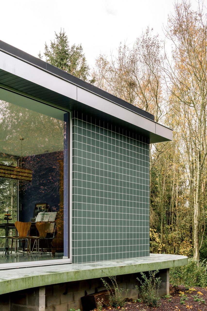 Sofie home extension and renovation in Belgium by Madam Architectuur