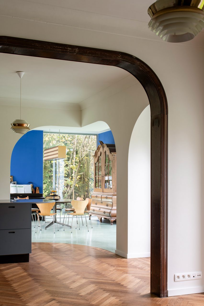 Sofie home extension and renovation in Belgium by Madam Architectuur