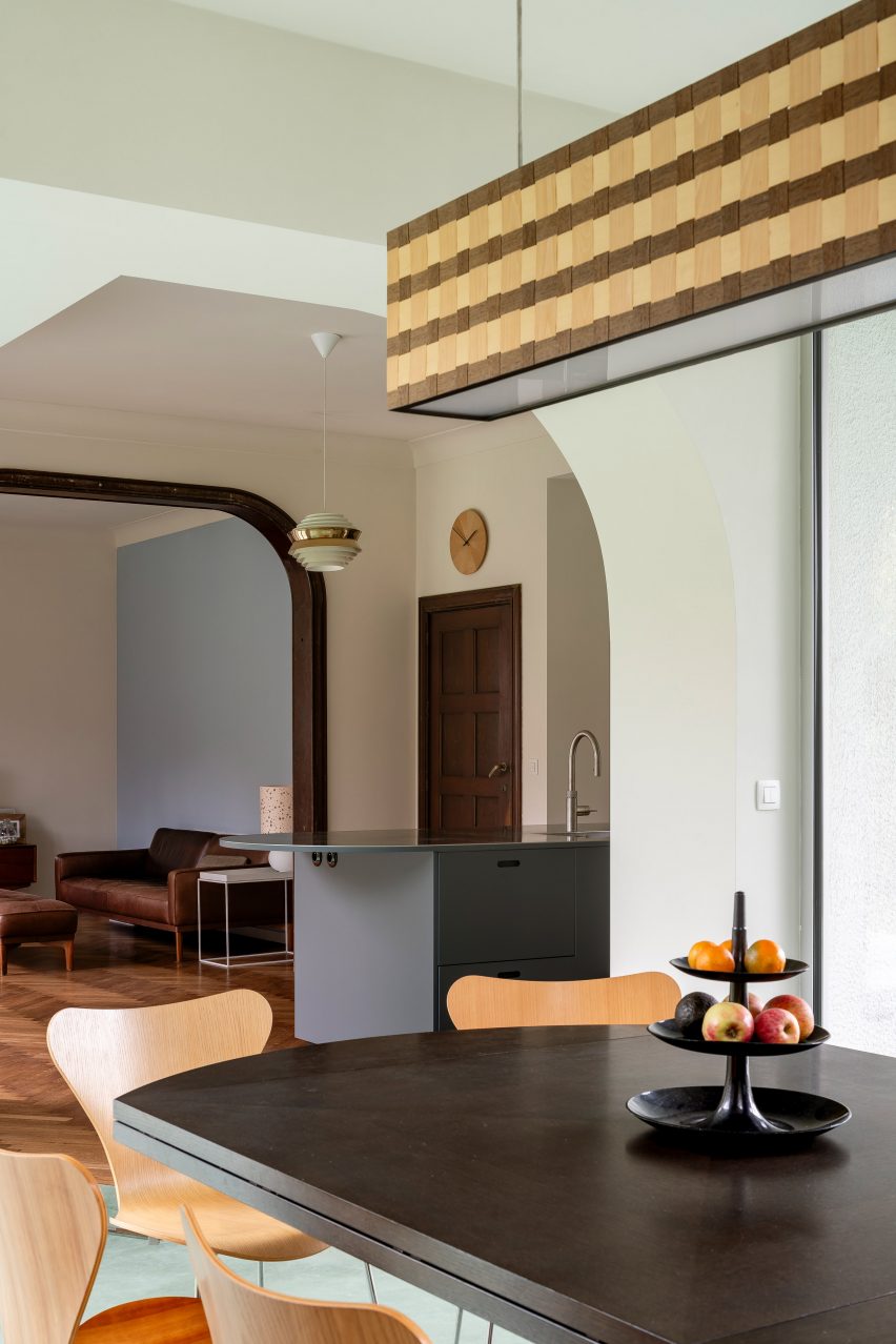 Sofie home extension and renovation in Belgium by Madam Architectuur