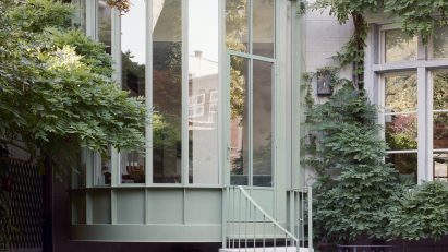Townhouse extension by Mamout Architects