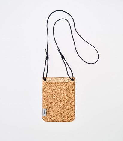 Crossbody pouch