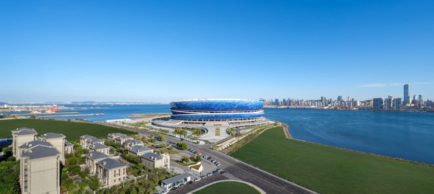 Suoyuwan Barracuda Bay Stadium in Dalian Bay by BDP Pattern