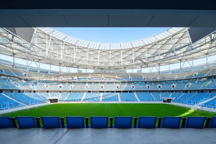 Suoyuwan Barracuda Bay Stadium in Dalian Bay by BDP Pattern