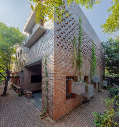 Brick restaurant in India