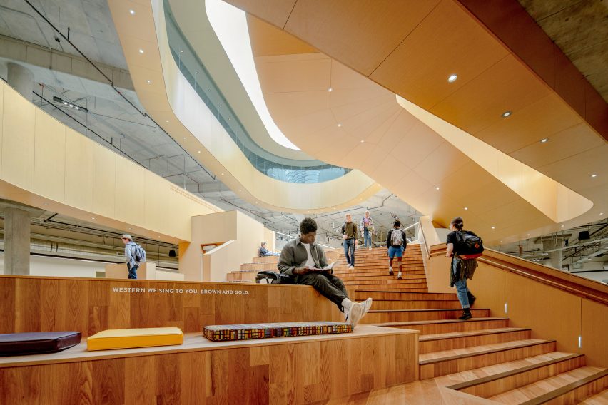 A central atrium in stu
