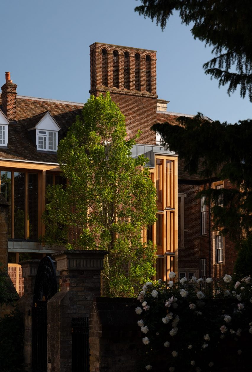 New River Wing, Clare College Old Court by Witherford Watson Mann