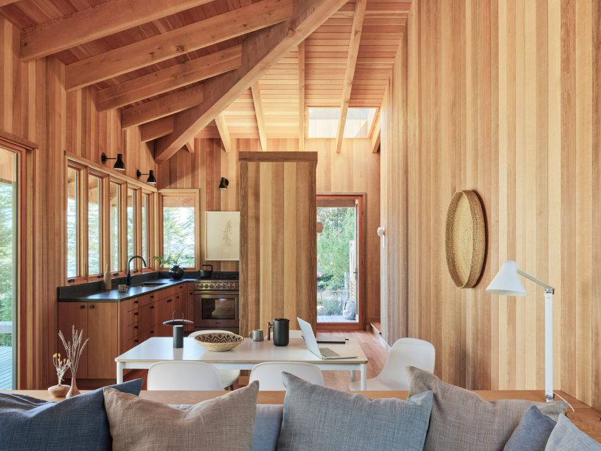 A living spaces overlooking kitchen and seating area